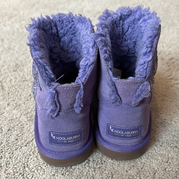 Kids uggs size US 2 - Picture 4 of 6